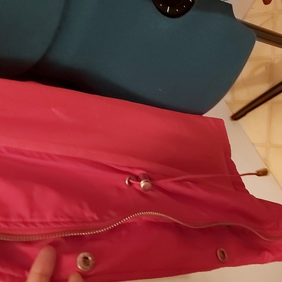 Red light rain jacket - Picture 8 of 9